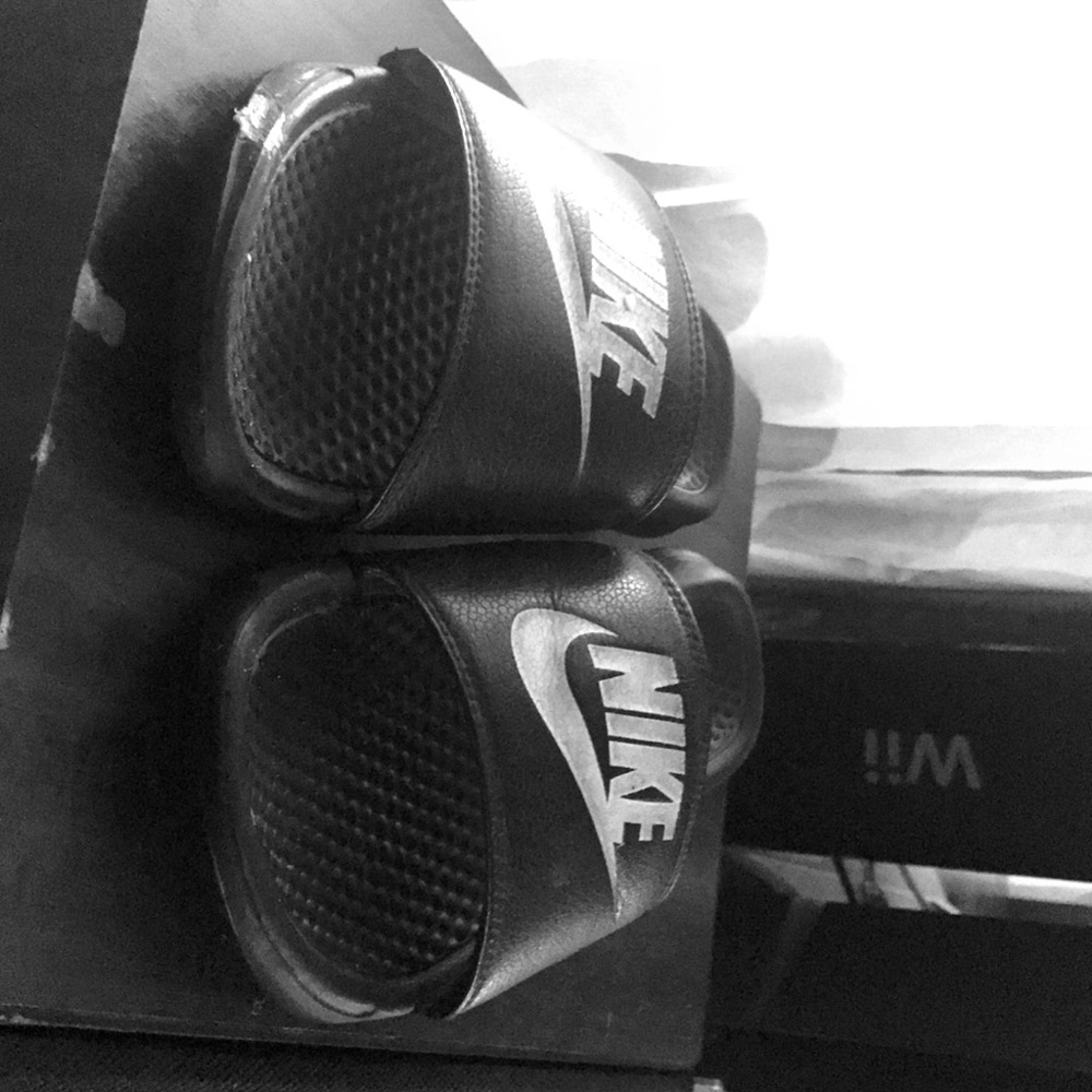 Nike slides